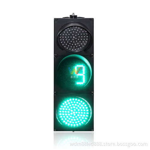 Wide Voltage Range 3 Aspect LED Traffic Light